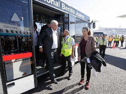 En la pista en el aeropuerto de la Ciudad de México. SUN /L. Cortés