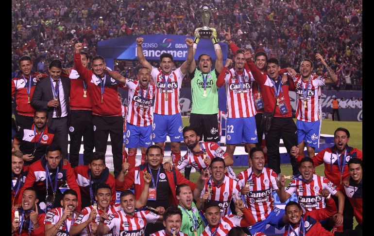 El Atlético de San Luis tiene medio boleto para llegar al máximo circuito del fútbol mexicano. AFP