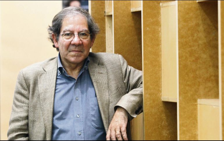 El autor de “Meditación sobre ruinas” disfruta leer a García Márquez, Jorge Luis Borges y José Emilio Pacheco. EWL INFORMADOR / E. Barrera