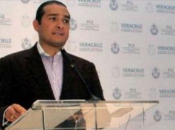 En mayo, Miguel Ángel Yunes Linares, declaró como prófugo de la justicia a Bravo Contreras, señalado del presunto delito de desaparición de personas en la modalidad de entorpecer la investigación. SUN / ARCHIVO