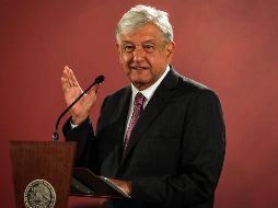 Durante su conferencia matutina, López Obrador asegura que no quiere que su seguridad lo cerque porque quiere mantener la comunicación con los ciudadanos. SUN / ARCHIVO