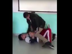 Según el periódico Excelsior, el docente fue separado del centro escolar 