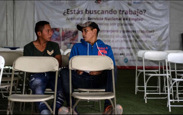 Se realizarán una serie de ferias de reclutamiento y hasta ahora han dado atención a más de dos mil migrantes en Tijuana, pero sólo 686 tienen el perfil y están en proceso de ser contratados. AFP / ARCHIVO