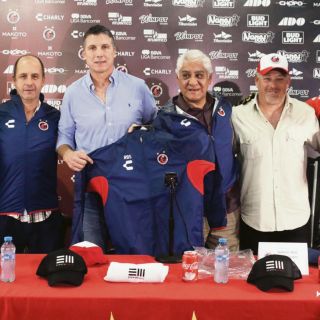 Siboldi asume el reto como DT del Veracruz