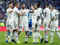 Con este resultado, la escuadra merengue avanza a octavos de final con un marcador global de 10-1. EFE / R. Jiménez