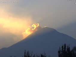  El organismo, que en forma conjunta con la Universidad Nacional Autónoma de México (UNAM) monitorea el Popocatépetl de forma continua las 24 horas. TWITTER/ @Popocatepetl_MX