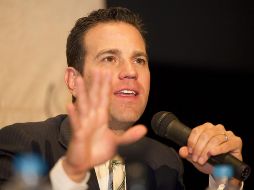 Durante la última transmisión, Loret recibe palabras de agradecimiento y felicitación de sus distintos colaboradores, como el periodista deportivo Alberto Lati, la especialista Valeria Moy y el Duende Preguntón. EL INFORMADOR / ARCHIVO