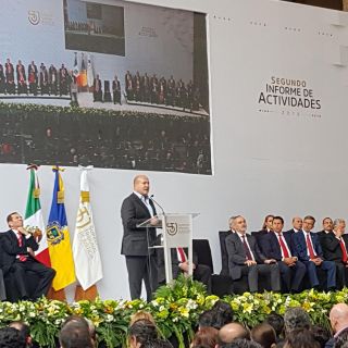 Alfaro llama a magistrados a reducir sus salarios voluntariamente