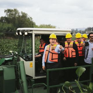 Alfaro va contra industrias contaminantes en nuevo plan para sanear el Río Santiago