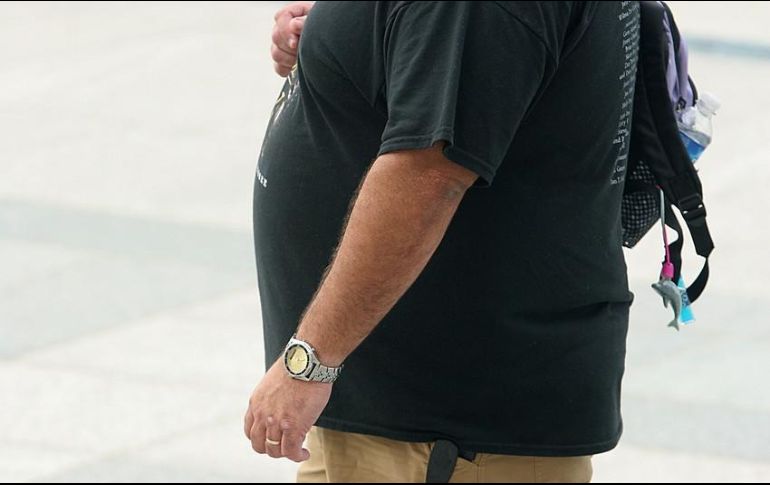 Por 10 por ciento de sobrepeso que presente una persona, incrementa seis veces más el riesgo de tener SAHOS. AFP / ARCHIVO