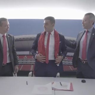 Alexis Vega es oficialmente jugador de Chivas
