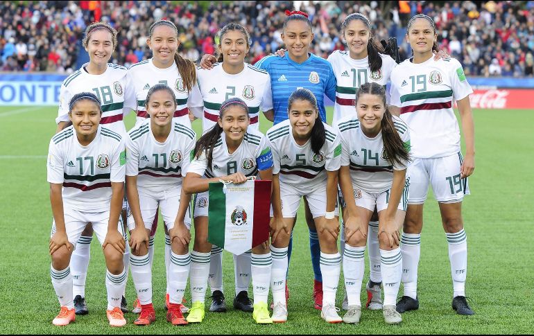 Señalan que a diferencia de pasados torneos mundiales de futbol integrados por varones, la Selección mexicana femenil, en su primera participación, logró llegar hasta la final. MEXSPORT / ARCHIVO