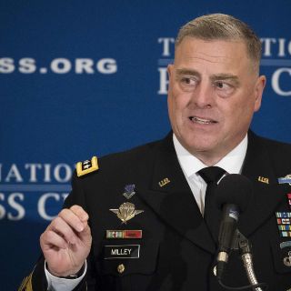 Trump designa al general Mark Milley como jefe del Estado Mayor Conjunto