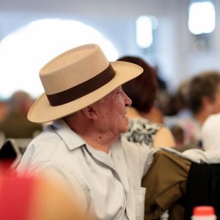 En enero, Gobierno Federal asumirá control del programa de adultos mayores