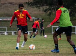 Ahora Mora deberá luchar por un puesto en el equipo titular del cuadro universitario. CORTESÍA LEONES NEGROS