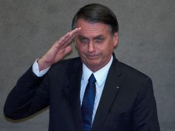 Bolsonaro recibió en el Tribunal Superior Electoral el diploma que lo acredita como presidente electo. EFE/J. Alves