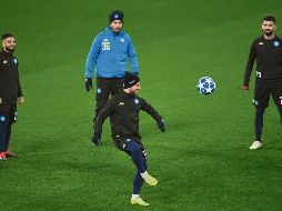 El Napoli de Carlo Ancelotti visita al Liverpool en la última jornada de la Fase de Grupos de la Champions League para pelear por  su boleto a Octavos de final. AFP