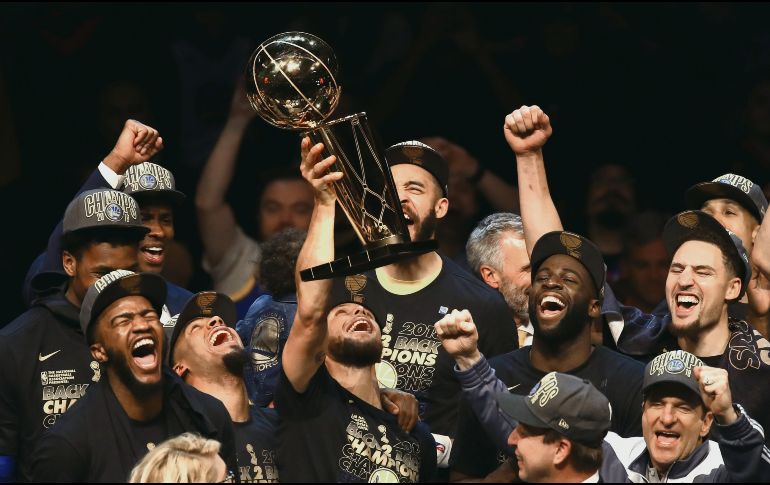 El equipo de Golden State se ha coronado en tres de las últimas cuatro temporadas de la NBA. AP / J. Aller