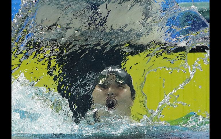 El japonés Daiya Seto celebra tras batir en Hangzhou, China, el récord mundial de los 200 metros mariposa en piscina corta, con un tiempo de 1:48.24, en el marco de de los campeonatos del mundo de natación. AP/N. Ham Guan