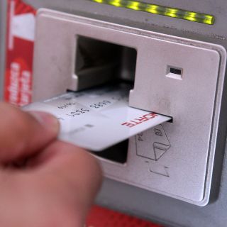 Dos de cada 10 empresas de Jalisco dan aguinaldo superior al de ley