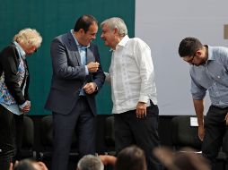 El gobernador de Morelos, Cuauhtémoc Blanco Bravo, y el Presidente Andrés Manuel López Obrador, en la presentación del Programa Nacional de Reconstrucción, en Jojutla, Morelos. SUN/I. Stephens