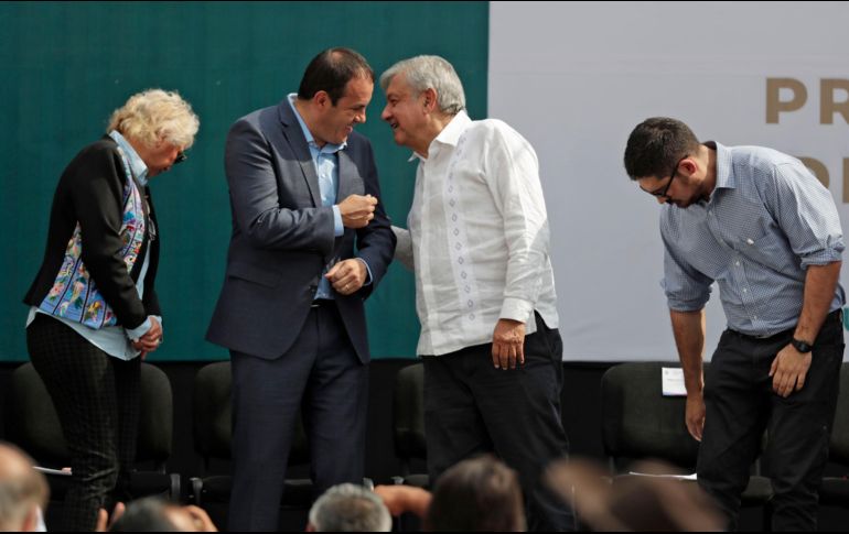 El gobernador de Morelos, Cuauhtémoc Blanco Bravo, y el Presidente Andrés Manuel López Obrador, en la presentación del Programa Nacional de Reconstrucción, en Jojutla, Morelos. SUN/I. Stephens