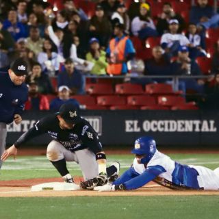 Charros gana duelo de tablazos