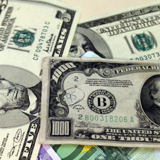 Dólar abre a la baja, se vende en 20.55 pesos en bancos