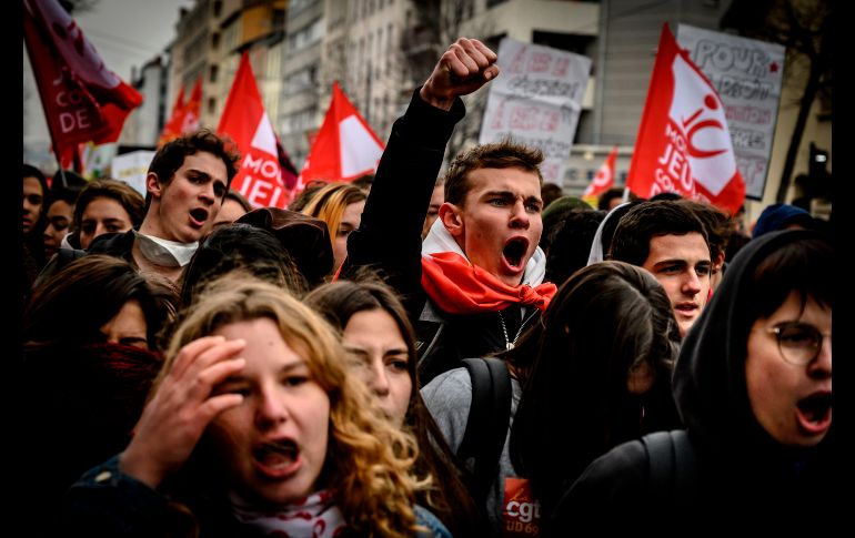 Estudiantes se manifiestan en Lyon, Francia, contra los altos costos para vivir. AFP/J. Ksiazek