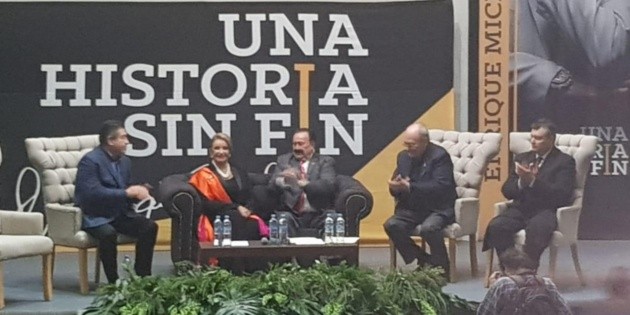 Enrique Michel Velasco endulza la literatura