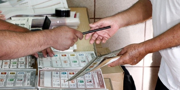 Tras recorte, partidos est&aacute;n obligados a reducir n&oacute;mina