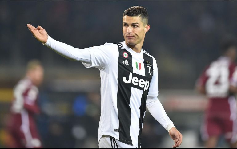 Ronaldo celebra su anotación, con el que el Juventus se impuso 1-0. EFE/A. Di Marco