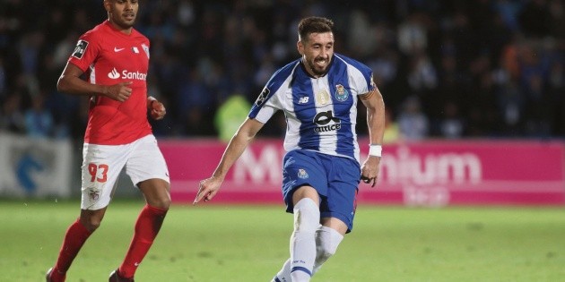 Con mexicanos, el Porto vence a Santa Clara