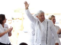 Con el Presidente, se encuentran los gobernadores de Yucatán, Tabasco, Campeche, Quintana Roo y Chiapas. NTX / ARCHIVO