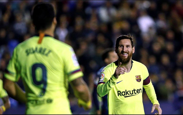 Con sus tres goles de hoy, Messi encabeza en solitario la clasificación de anotadores con 14 tantos. EFE/B. Aliño