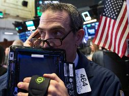 En los primeros movimientos de la jornada el índice industrial Dow Jones registraba un descenso de 169.23 puntos (-0.70%) al situarse en las 23 mil 931.28 unidades. AP / ARCHIVO