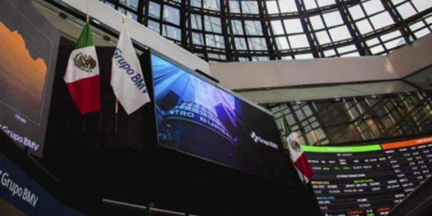 Bolsa Mexicana inicia con avance, contrario a mercados mundiales