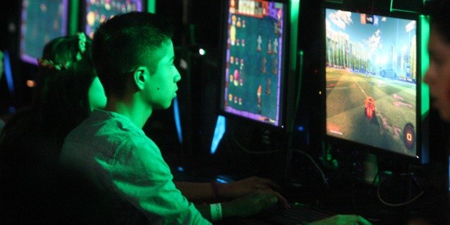 Alertan sobre da&ntilde;os en adolescentes por videojuegos