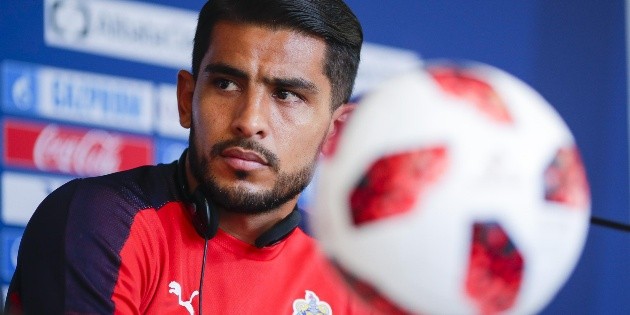 Miguel Ponce dice que pese a tristeza, Chivas debe cerrar con triunfo