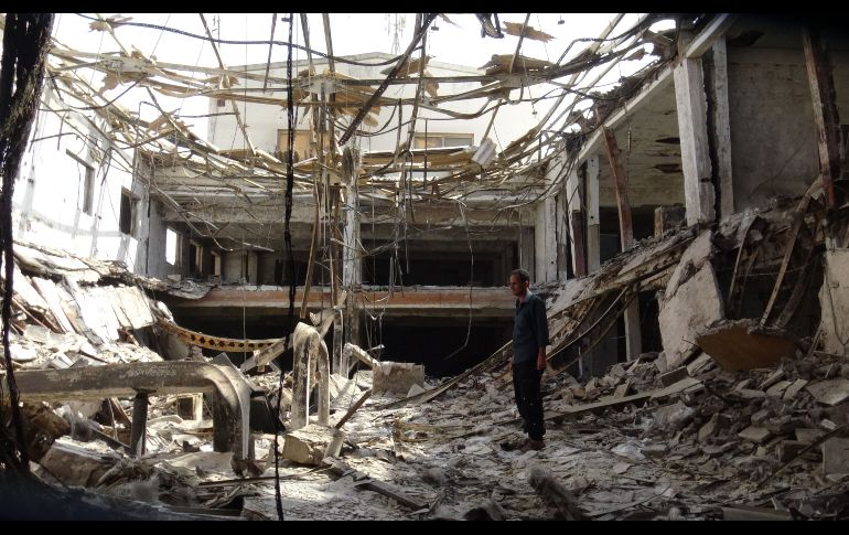Los escombros de una fábrica en Hodeidah, Yemen, dañada por recientes combates entre las fuerzas respaldadas por el gobierno saudí y los rebeldes hutíes. Los enfrentamientos persisten en la ciudad a pesar de un acuerdo de alto al fuego concluido la semana pasada. AFP