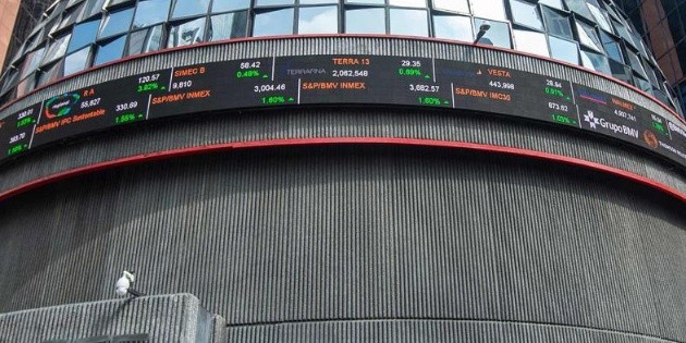 Bolsa Mexicana cae, sigue tendencia internacional
