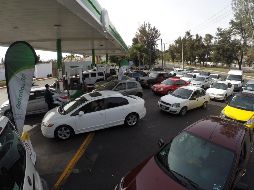 Actualmente el litro de gasolina Magna se ende en 19.99 pesos. EL INFORMADOR/Archivo