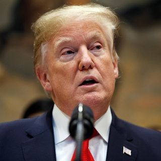 Trump ordena formalmente la creación de una fuerza militar espacial