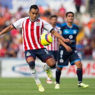"Aris" Hernández sale de Chivas