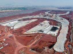 El Gobierno de México pagará 110 dólares por cada 100 invertidos a los inversionistas que aceptaron vender sus bonos. EFE/J. Méndez