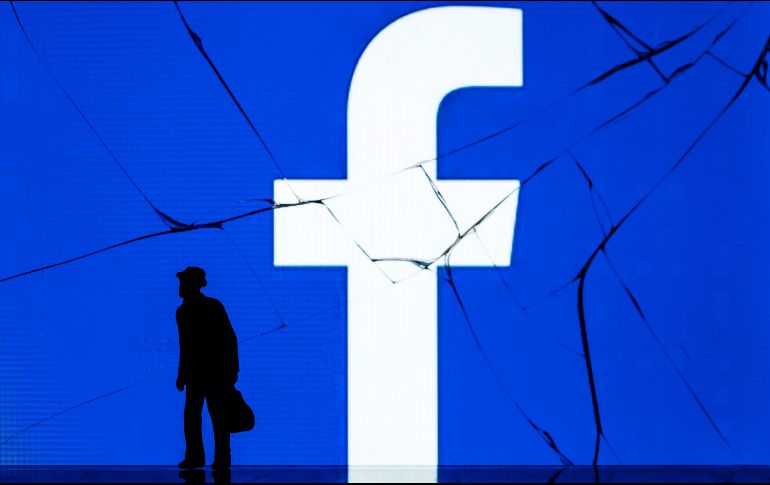 La investigación realizada por New York Times señala que algunas compañías accedieron a conversaciones privadas de los usuarios de Facebook. AFP / ARCHIVO