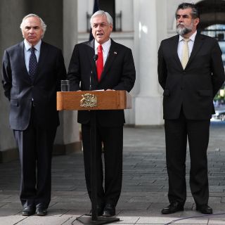 Piñera destituye a jefe de Carabineros por muerte de mapuche