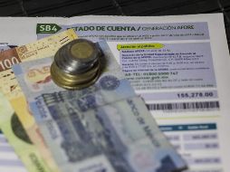 El subsecretario de la SHCP, Arturo Herrera, informa que esta reducción representa 10 mil millones adicionales para los ahorros de los trabajadores, y que esta medida fue hecha en alianza con todos los sistemas de Afores. EL INFORMADOR / ARCHIVO