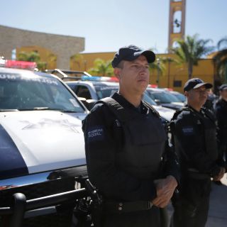 Presidente de Tonalá entrega 25 patrullas para fortalecer seguridad municipal