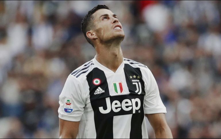 Cristiano Ronaldo es acusado de no declarar más de 14 millones de euros. AP